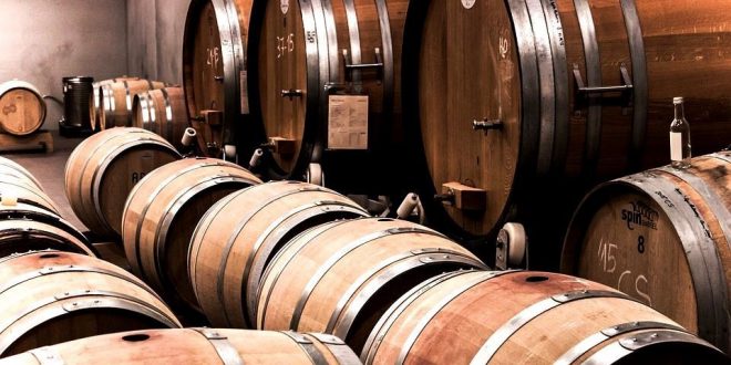 UE: Cooperativas de Espanha, França, Itália e Portugal pedem apoio extraordinário para o sector vitivinícola