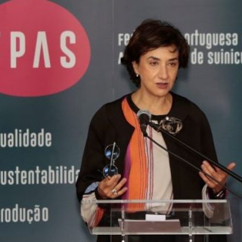 Ministra da Agricultura: PDR 2020 vai apoiar certificação de explorações pecuárias no âmbito do bem-estar animal